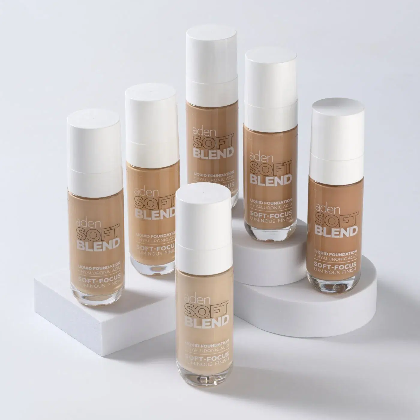 Aden Soft Blend alapozó színek különböző árnyalatokban.