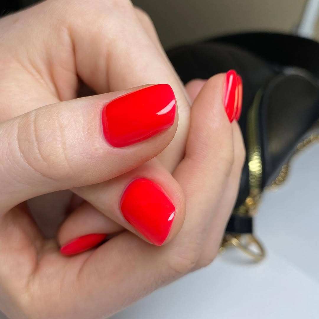 N08 Neon Profinails gellakk web 700x700 2
