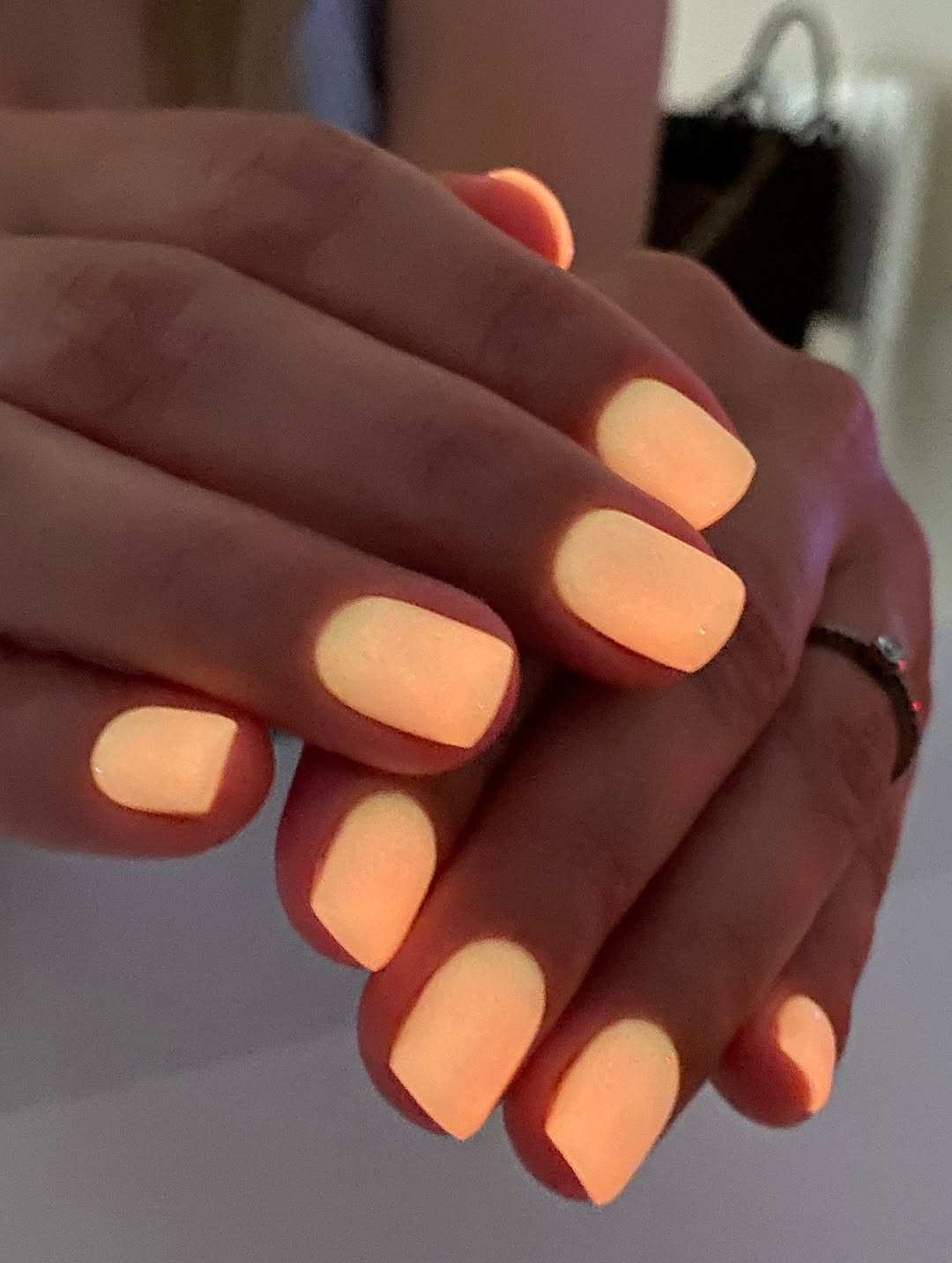 NG01 Neon Glowing Profinails gellakk web 4